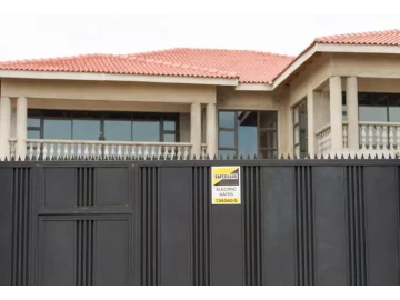 Electric gates - Fully Clad Electric with Semi Clad Design