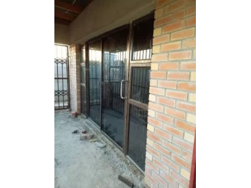 Sliding door with sidelights