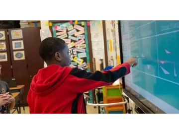 CleverTouch Interactive Smartboards