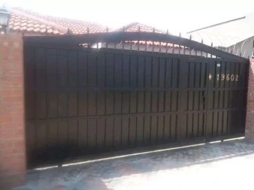 Sliding gates and security screens