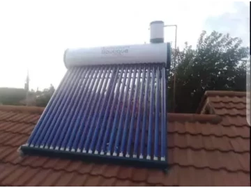 Solar geyser installation
