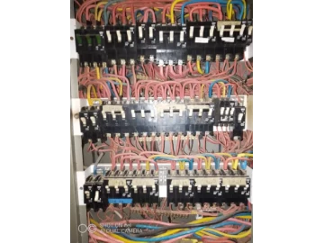 Three Phase Distribution Board For Industrial Installations