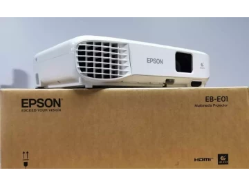 EPSON EB 01 PROJECTOR with HDMI
