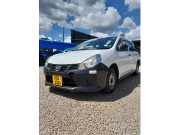 Mazda Familia 2017
