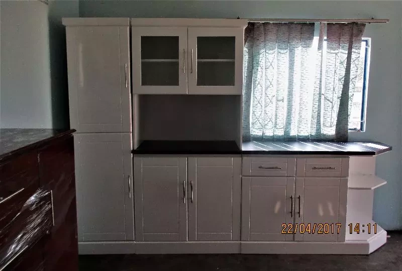 2 piece (3/4) kitchen unit