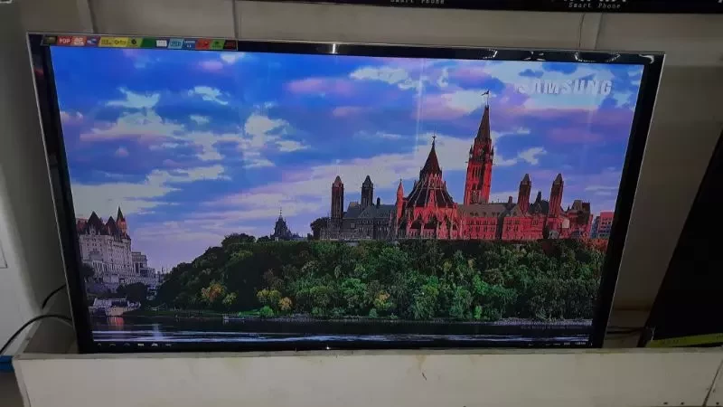 Samsung 4K Smart Tv 60 inc