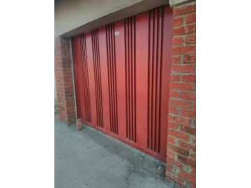 Layman / Tip Up Garage Doors