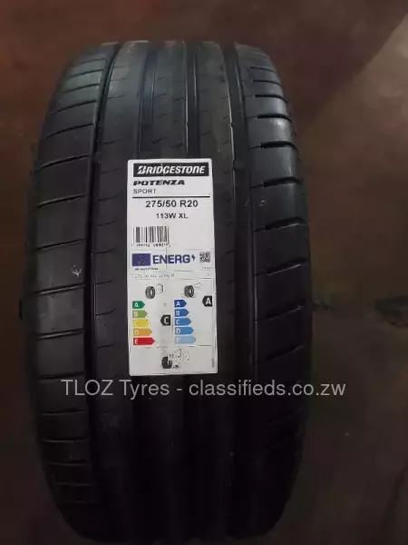 285/40R22 Bridgestone Tyre