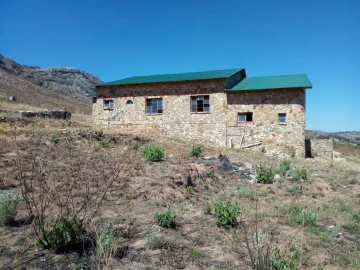 Nyanga - House