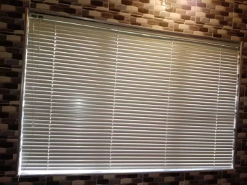 Aluminum blinds