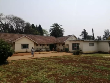 Kumalo - House
