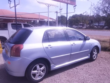 Toyota Runx for hire