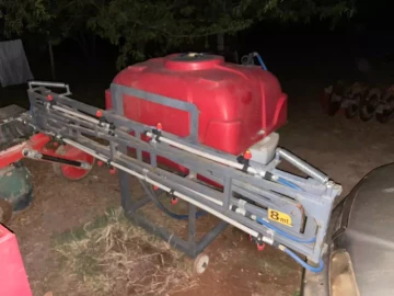 400 litres 8 metres Tractor Mounted Boom Sprayer