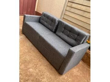 3 SEATER Couch