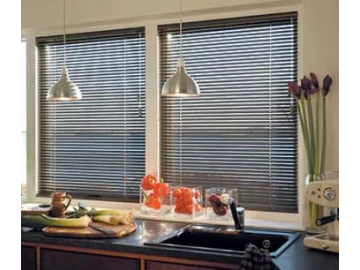 Kitchen and toilets venetian blinds