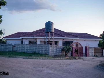 Budiriro - House